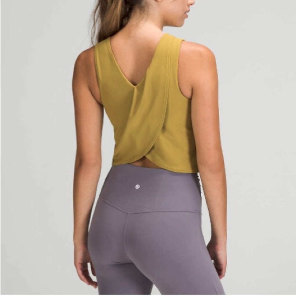 lululemon (8) Nulu Twist Back Yoga Tank